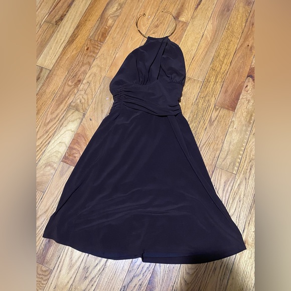 Laundry by Shelli Segal - Picture 1 of 1